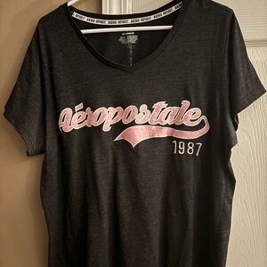 Women’s Aeropostale shirt in gray with Aeropostale in pink and white.